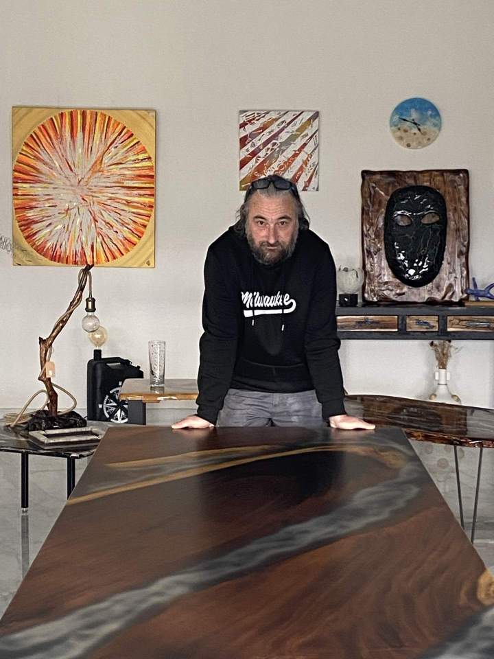 Masque en argile et résine 